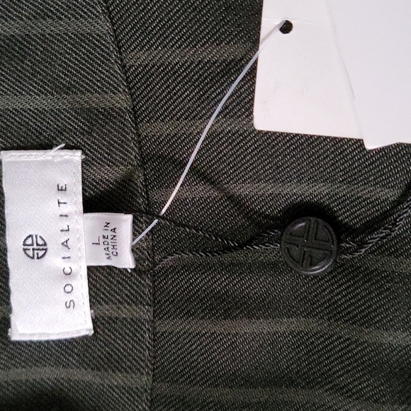 Socialite semi sheer olive green pinstriped lightweight duster/open cardigan NWT - Picture 10 of 11